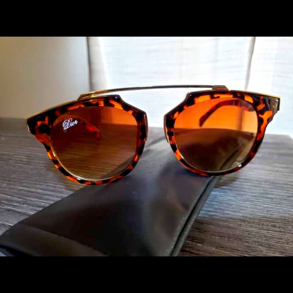 sunglasses